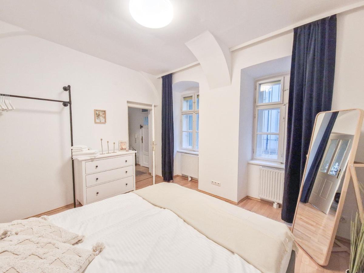 Feelhome - Design Apartment Fur 4 Gaste - Smart Tv - Naschmarkt เวียนนา ภายนอก รูปภาพ