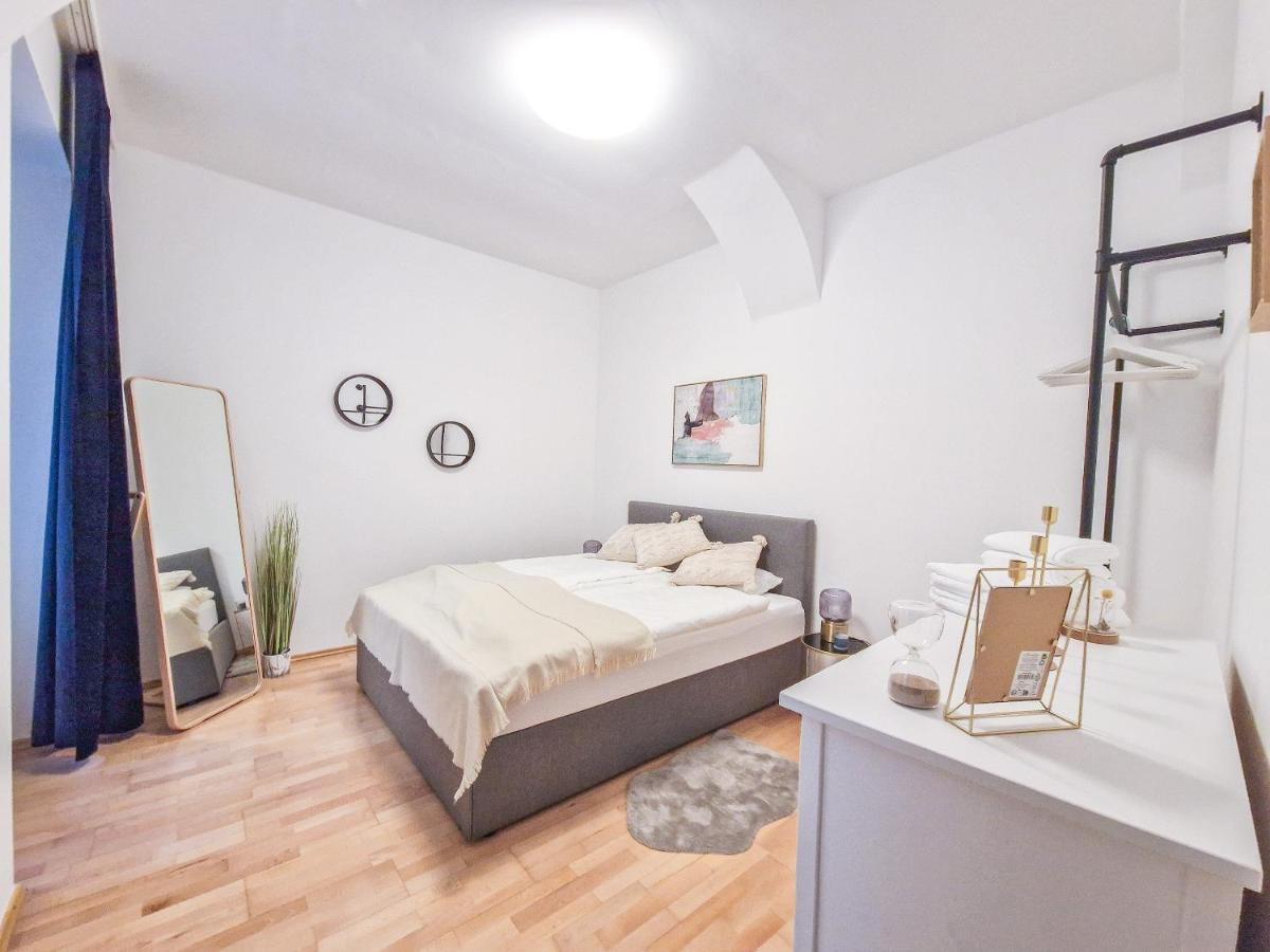 Feelhome - Design Apartment Fur 4 Gaste - Smart Tv - Naschmarkt เวียนนา ภายนอก รูปภาพ
