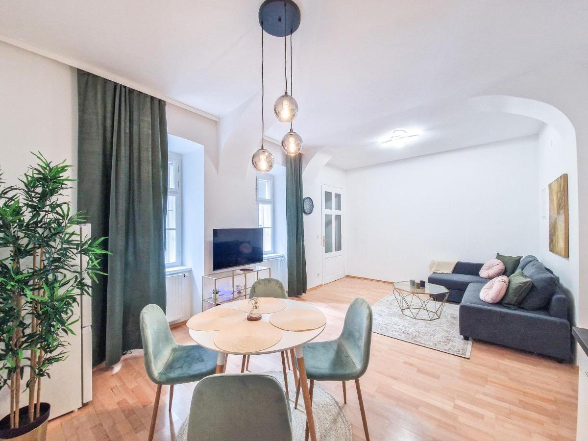 Feelhome - Design Apartment Fur 4 Gaste - Smart Tv - Naschmarkt เวียนนา ภายนอก รูปภาพ